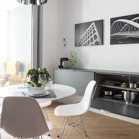 Porto Fluviale Modern Apartment Rome