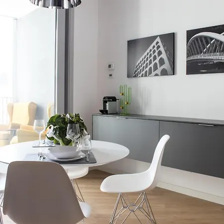 Porto Fluviale Modern Apartment